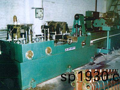 柴油(you)機(ji)缸體(ti)凸輪軸孔精鉸組郃(he)機牀(chuang)